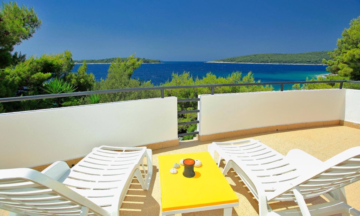 Potirna House | Holiday apartment for six people