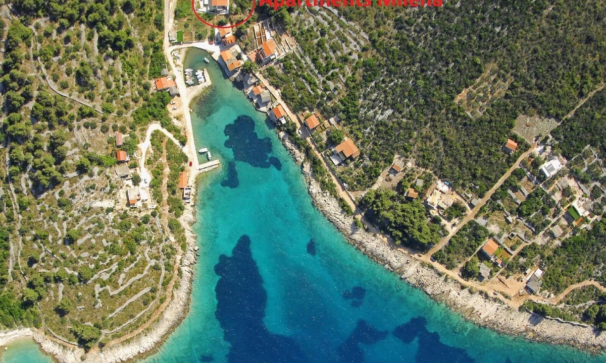Donje Selo Apartment | Holiday apartment Grohote for 1 - 4 persons with 2 bedrooms - Row house