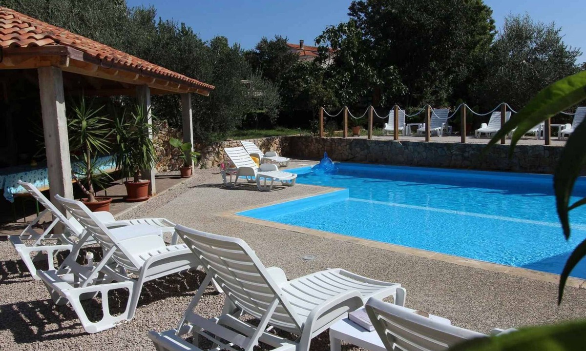 Sveti Vid-Miholjice Apartment | Holiday apartment mit Klimaanlage und Pool