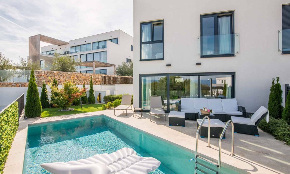 Zidarici Apartment | Holiday apartment mit privatem Pool und Meerblick