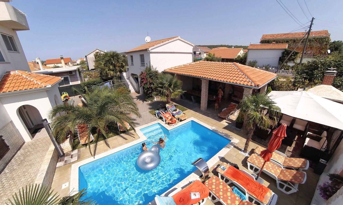 Sukosan Apartment | Holiday apartment mit Klimaanlage und Pool