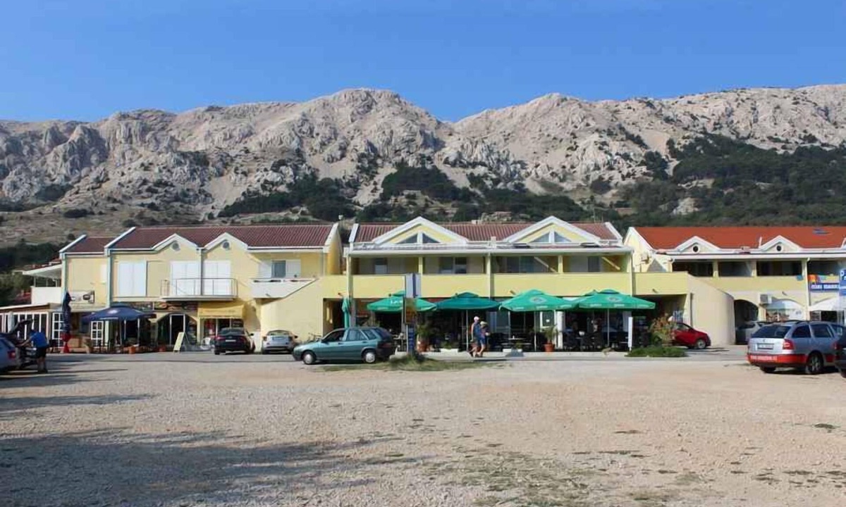 Baska Apartment | Holiday apartment mit Klimaanlage und WLAN