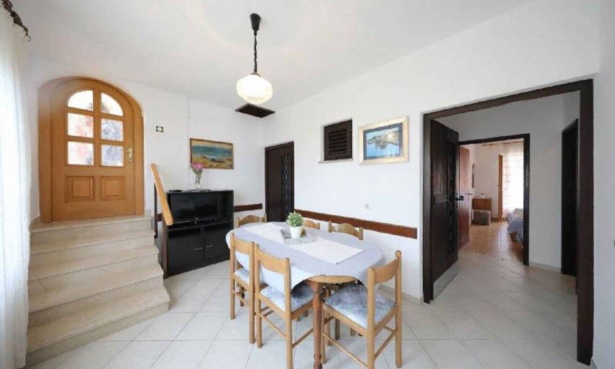 Knez Apartment | Holiday apartment near the coast