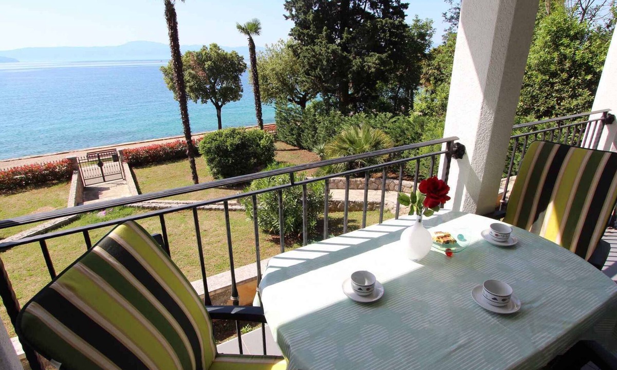 Malinska Apartment | Holiday apartment near the sea