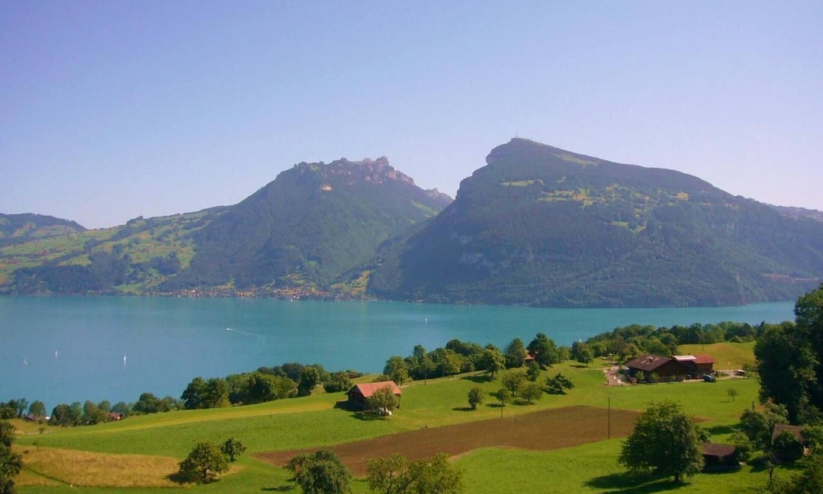 Krattigen Apartment | Holiday apartment with superb views