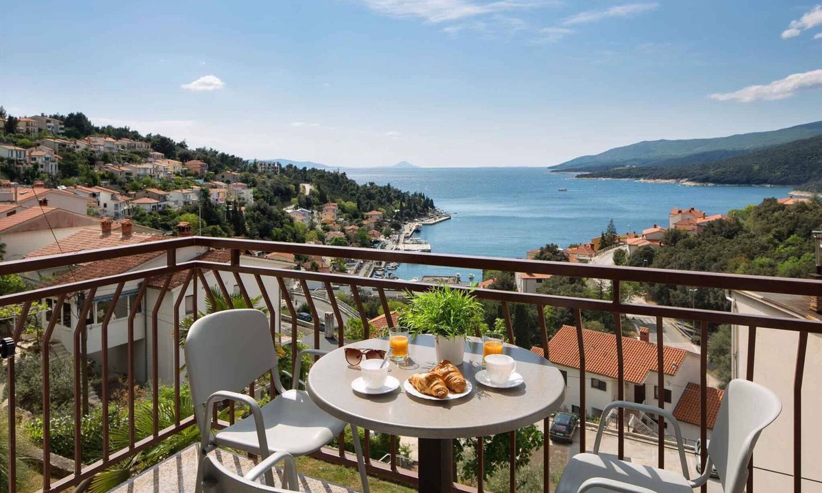 Rabac Apartment | Holiday apartment with air conditioning