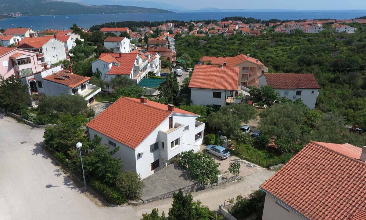 Krk Apartment | Holiday apartment with air conditioning