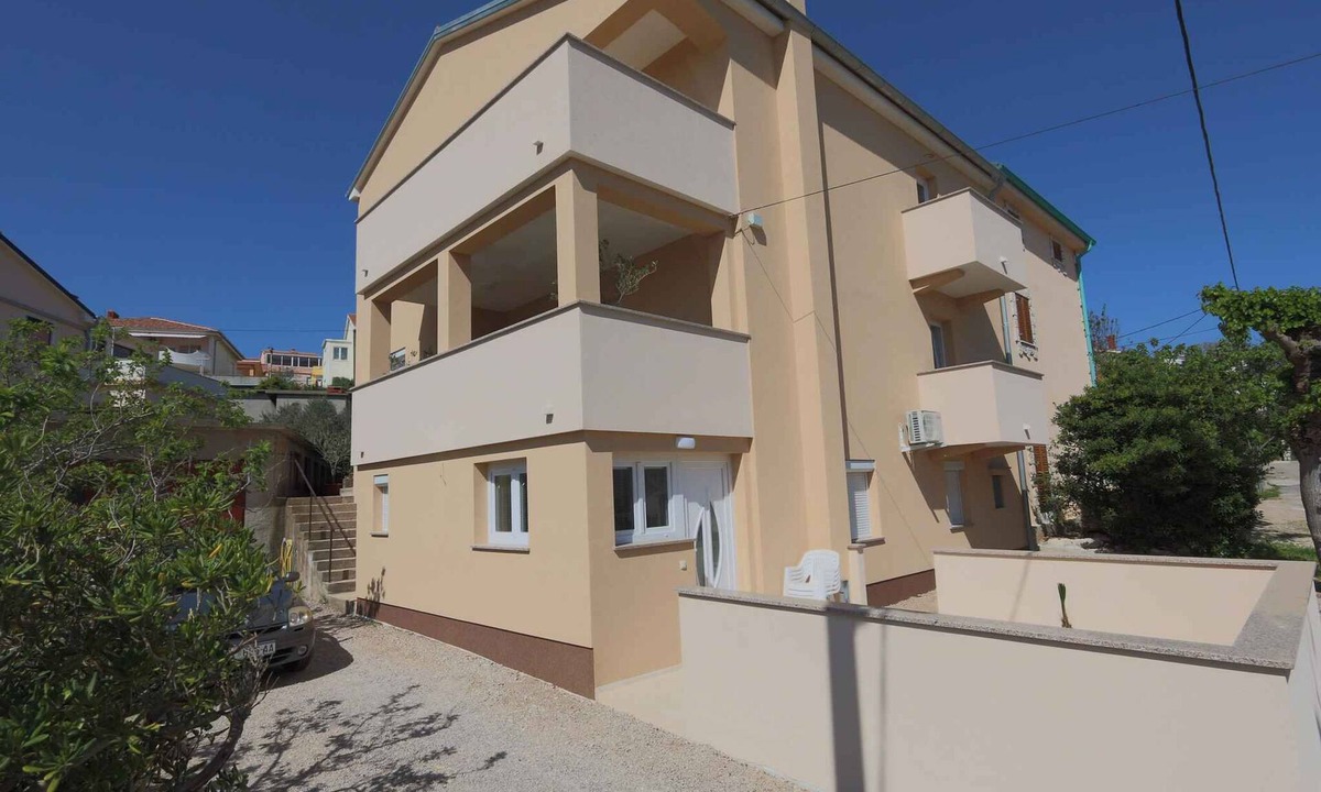 Silo Apartment | Holiday apartment with air conditioning and barbecue