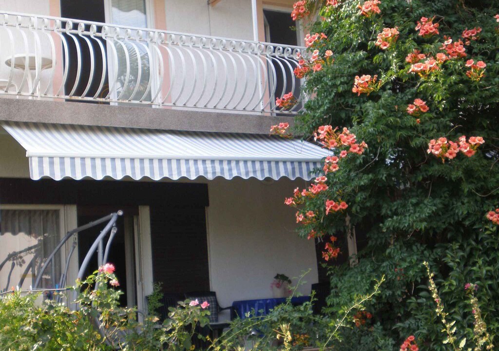 Vodice Apartment | Holiday apartment with balcony and air conditioning