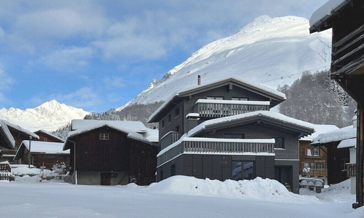 Sedrun House | Holiday apartment with 3 bedrooms