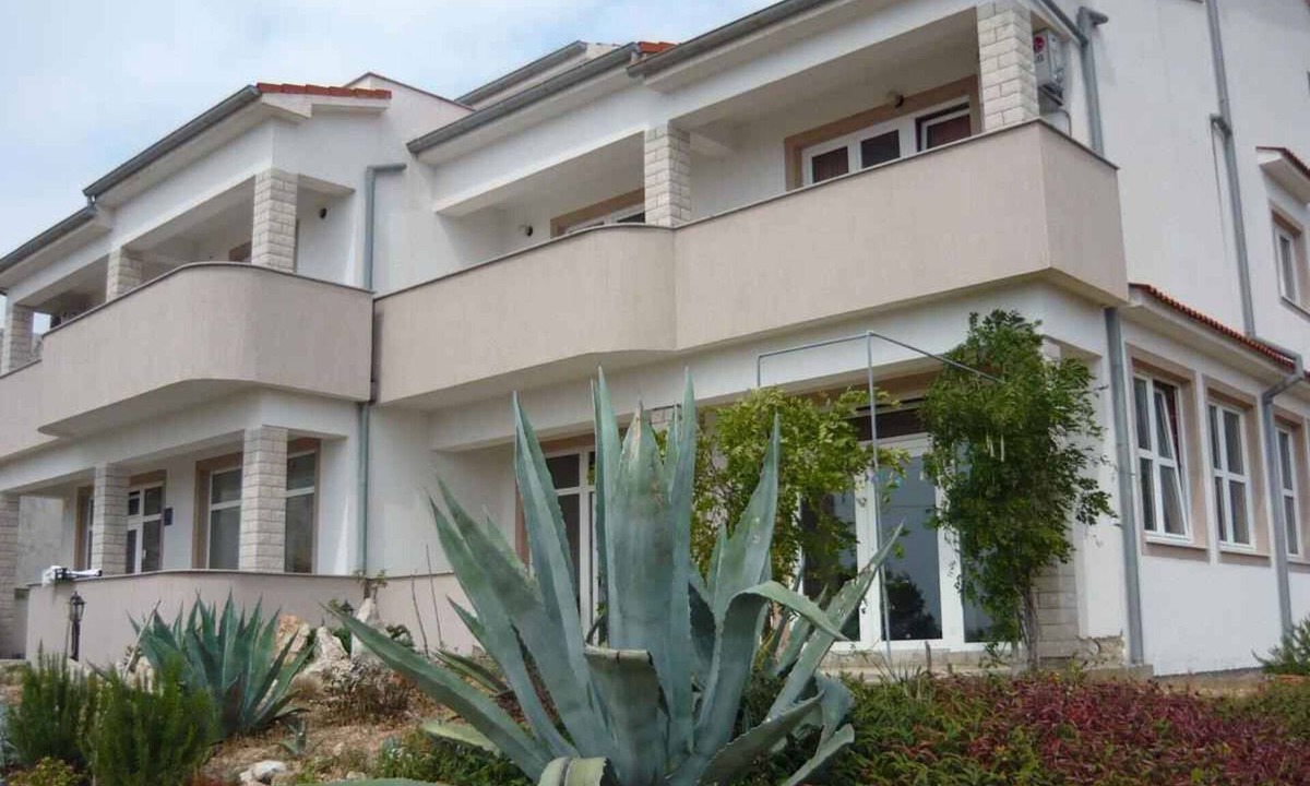 Barbat na Rabu Apartment | Holiday apartment with large terrace and sea view