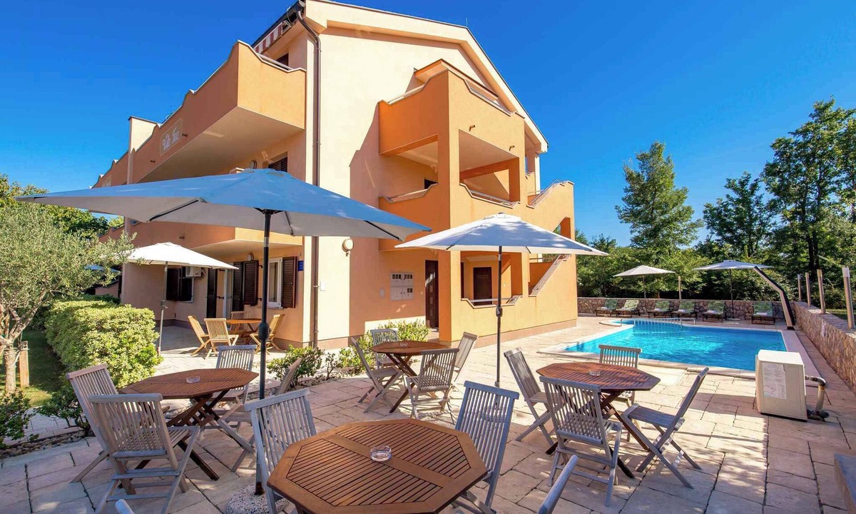 Silo Apartment | Holiday apartment with pool