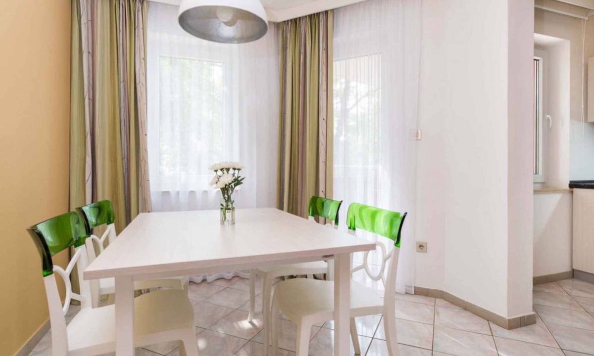 Monterol Apartment | Holiday apartment with pool