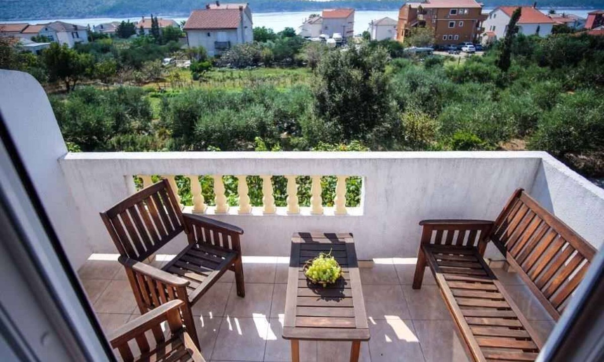 Barbat na Rabu Apartment | Holiday apartment with sea view