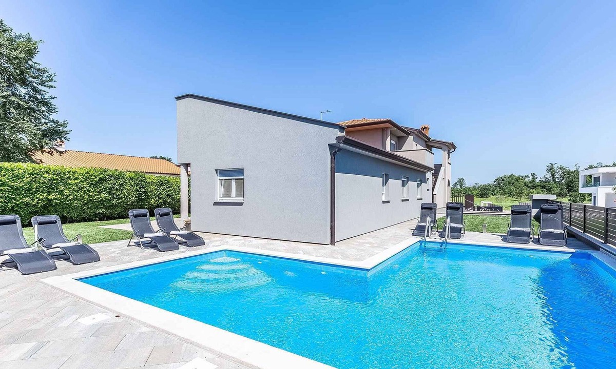 Vrvari Apartment | Holiday apartment with terrace