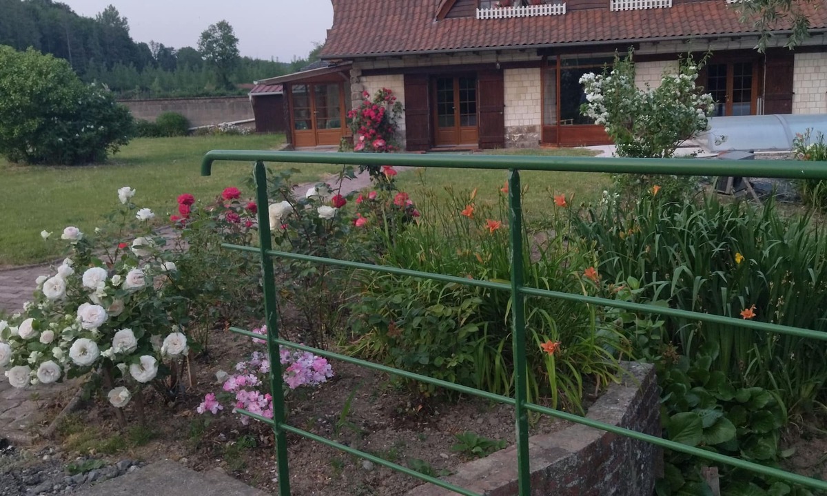 Eps House | holiday cottage rental for 4 to 5 people