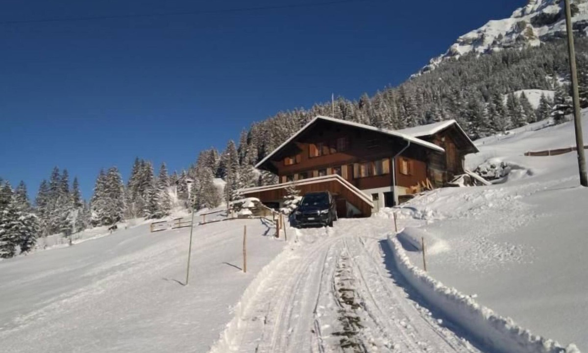 Unter dem Birg House | Holiday cottage Willenschwand Adelboden
