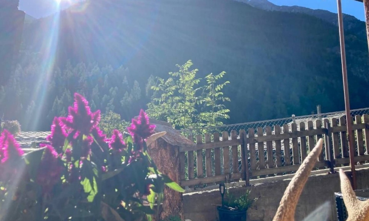 St. Niklaus Ski Chalet | Holiday flat Morgengruss