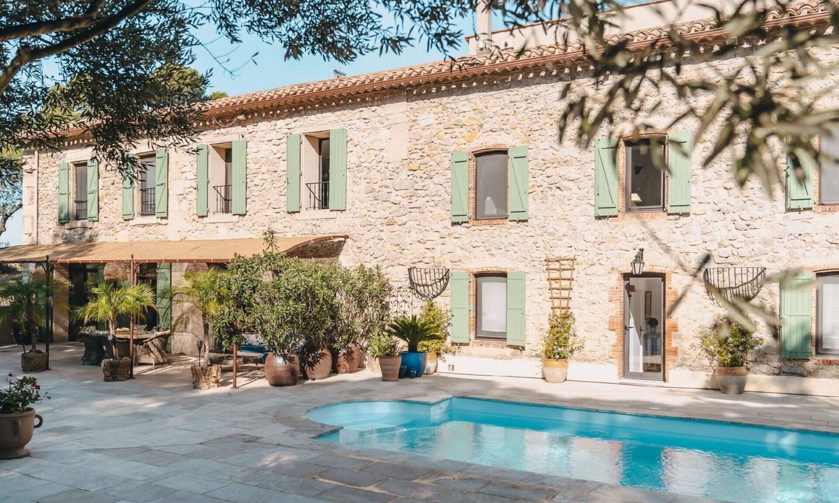 Armissan Apartment | Holiday flat with a view of the water