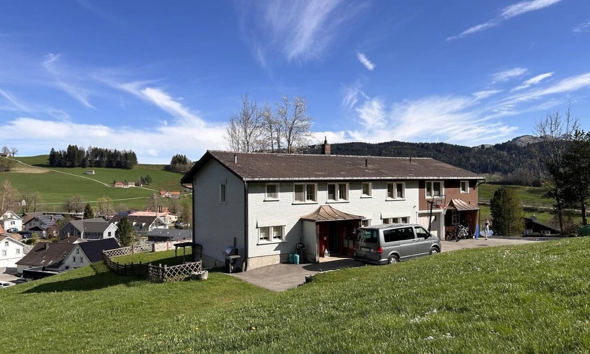 Gais Apartment | Holiday flat with mountain view