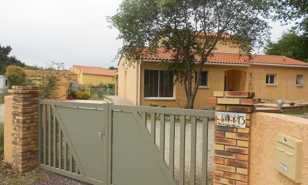 Saint-Jean-Pla-de-Corts Apartment | Holiday rental in Cures