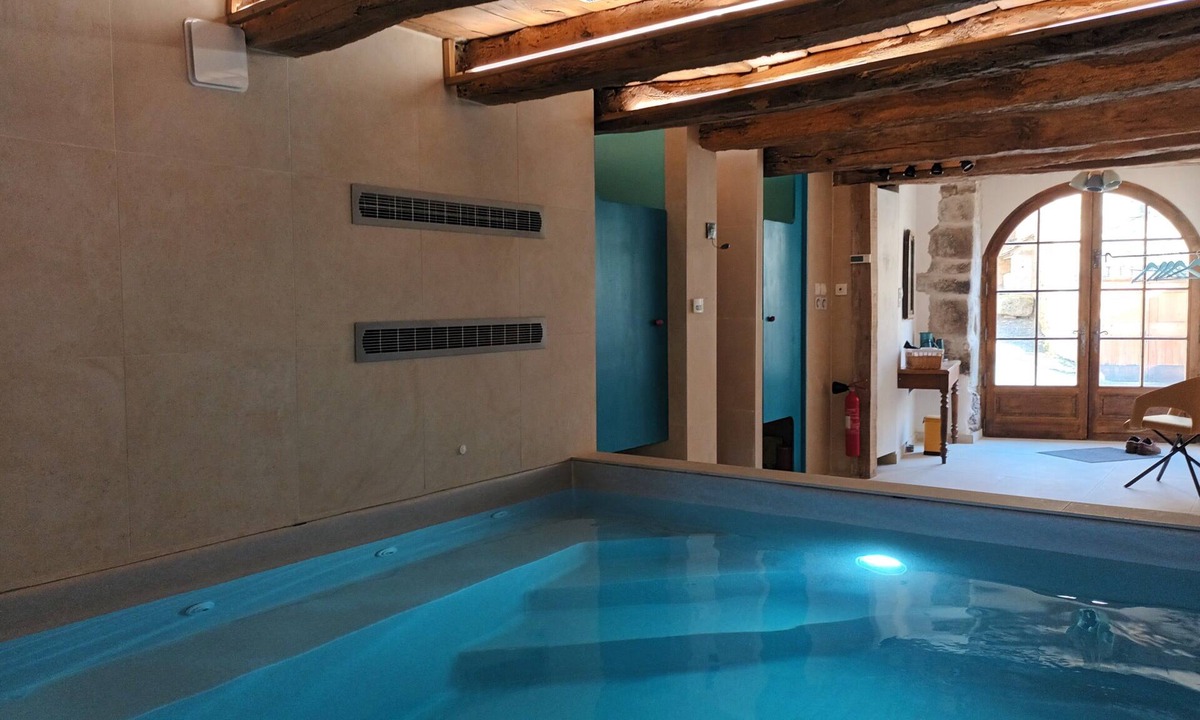 Castelnau-Pegayrols House | Holiday Home 'La Clé Des Sens' Mountain View, Private Terrace & Indoor Pool