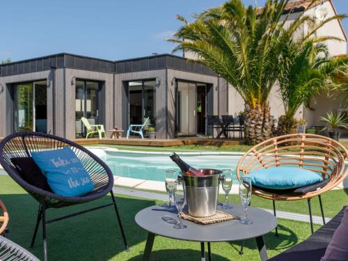 Saint-Brevin-les-Pins House | Holiday Home Villa Sunset by Interhome