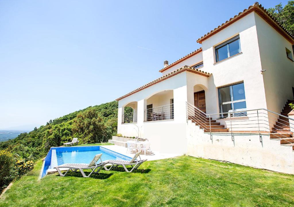 Santa Cristina de Aro House | Holiday Home Amalia by Interhome