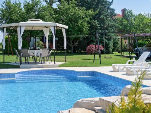 Gondolici House | Holiday Home Andrea by Interhome