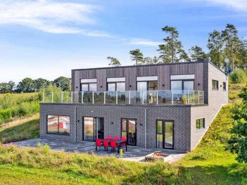 Bønnerup Strand House | Holiday Home Ann - 1-3km from the sea by Interhome