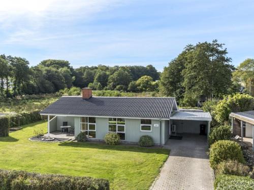 Bjert House | Holiday Home Assarina - 15m from the sea by Interhome
