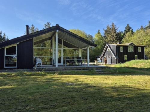 Fur House | Holiday Home Aswarth - 50m to the fjord by Interhome