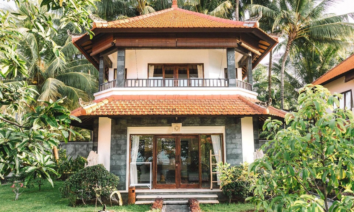 Bondalem House | Holiday home beachfront