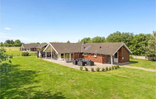 Idestrup House | Holiday Home Blommestien Ii