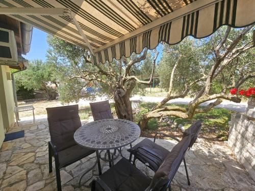 Rogoznica House | Holiday Home Camp Marko-2 by Interhome