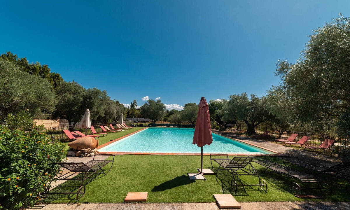 Le Soler House | Holiday Home 'Canigou' with Shared Pool, Shared Terrace and Shared Garden