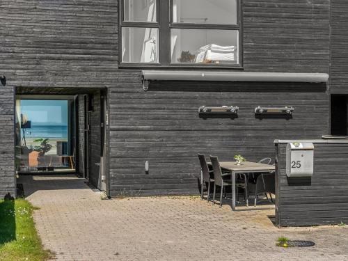 Oster Hurup House | Holiday Home Chayton - 10m from the sea by Interhome
