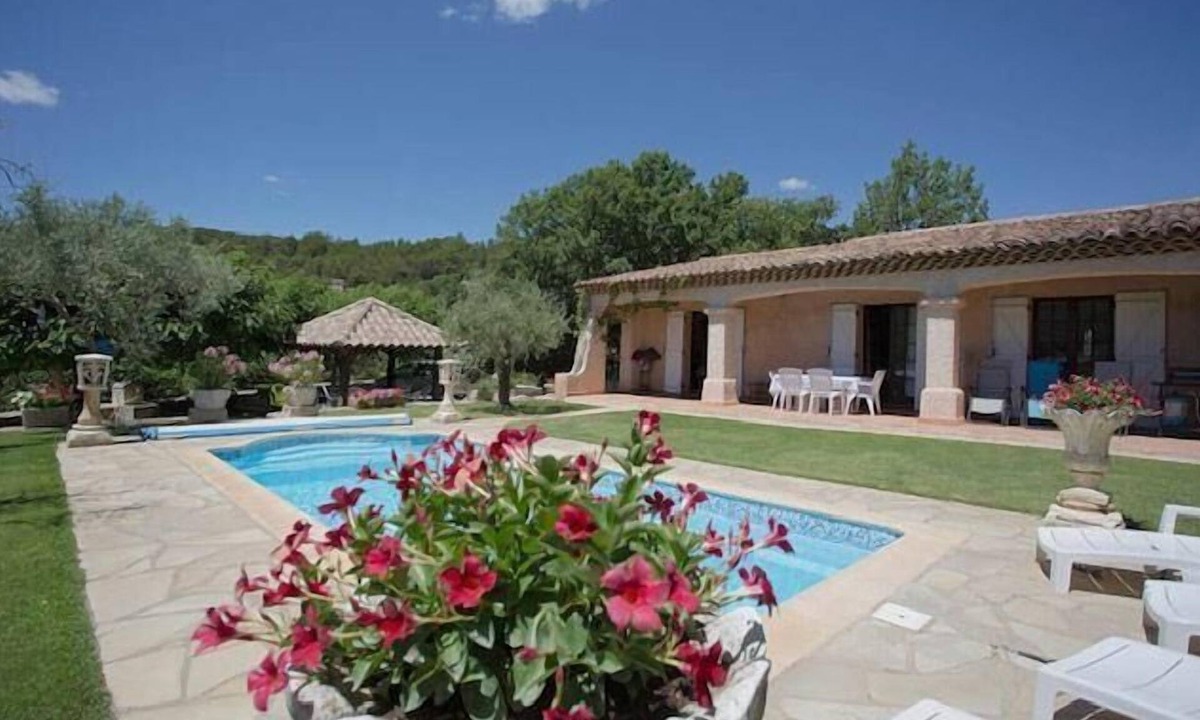 Cabasse House | Holiday home "Chez brunette