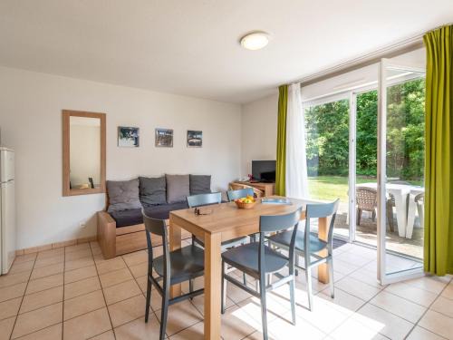 Saumur House | Holiday Home Cottage 5 Pers- by Interhome
