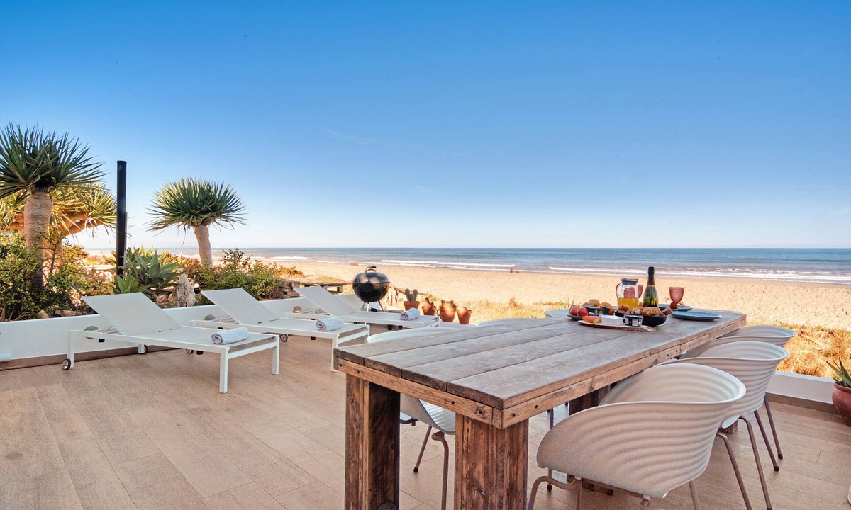 Molinell House | Holiday Home "Denia Beach Lodge" with Sea View, Whirlpool & Wi-Fi