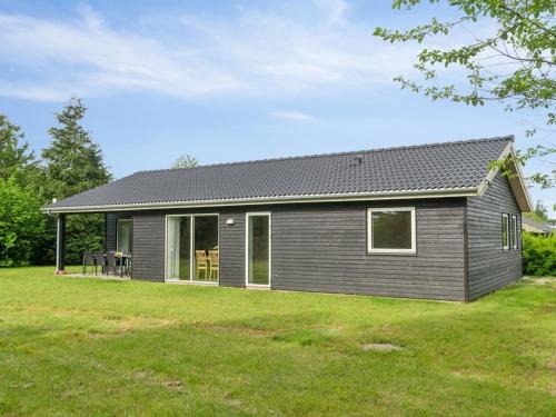 Kaldred House | Holiday Home Dorreth - 3-2km from the sea by Interhome