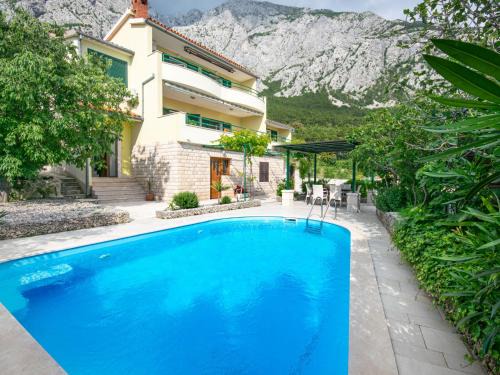 Makarska House | Holiday Home Drago by Interhome