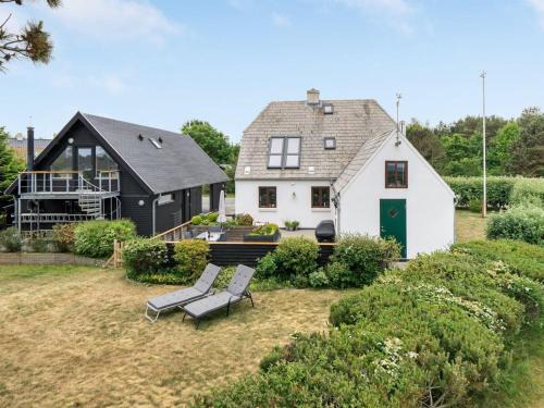 Vestero Havn House | Holiday Home Eivi - 150m from the sea by Interhome