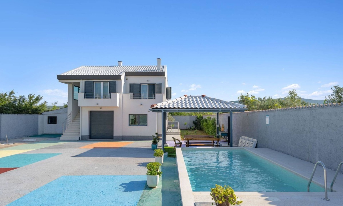 Sibenik House | Holiday Home Eros - Holiday Home