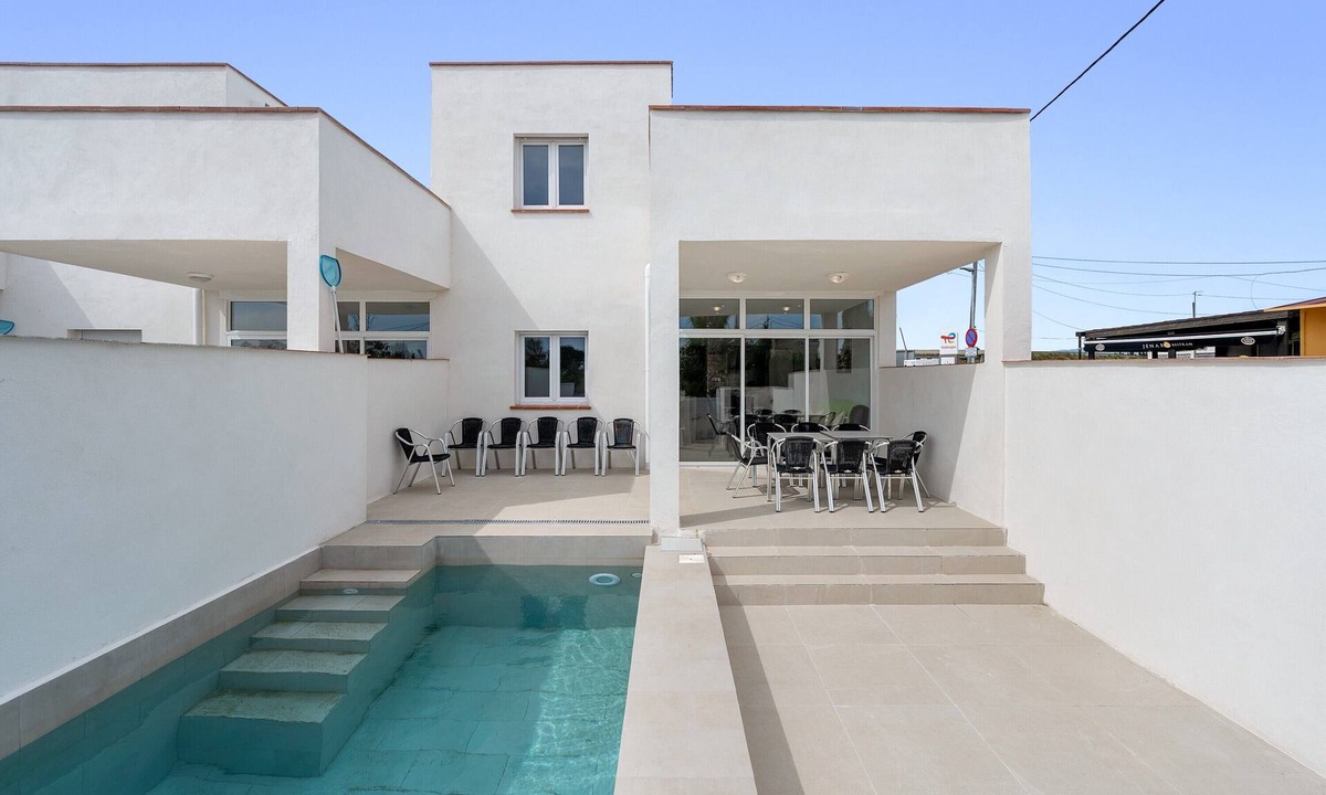 El Ligallo del Ganguil House | Holiday Home 'Eucaliptus' with Mountain View, Wi-Fi and Air Conditioning