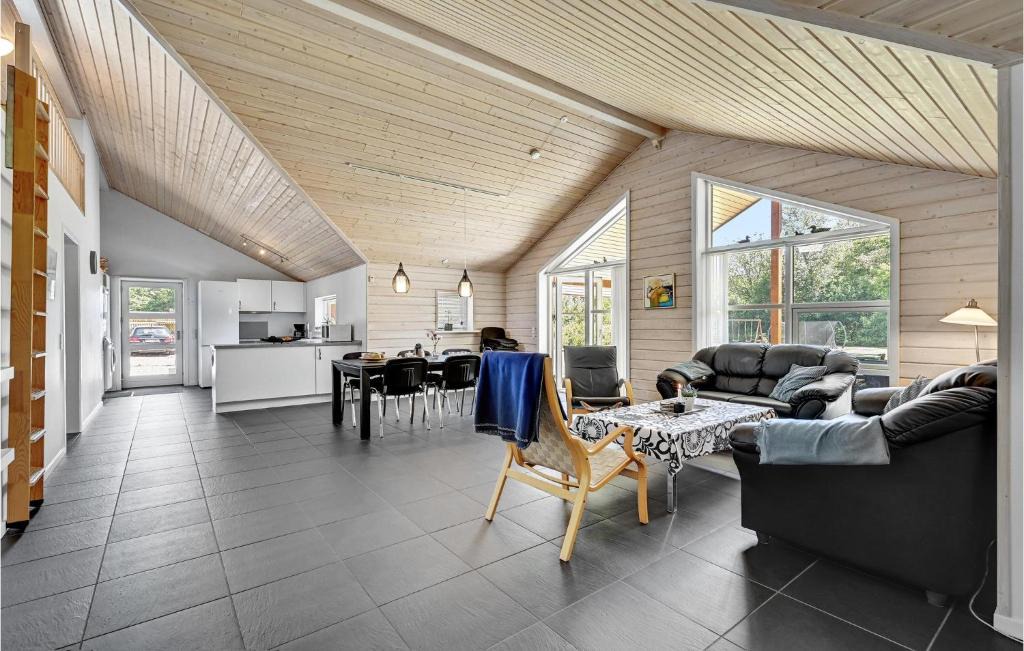 Fjellerup House | Holiday home Fælledvej Glesborg I