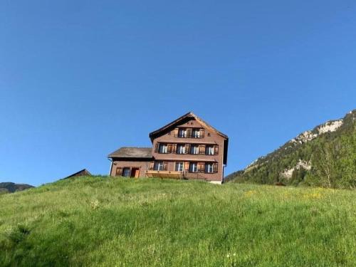 Mitloedi House | Holiday Home Ferienhaus by Interhome