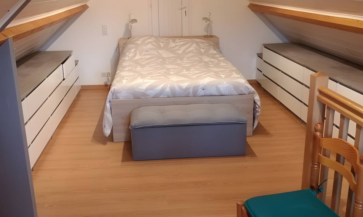 Civray-de-Touraine House | Holiday Home 'Gîte Des Caves' with Private Terrace, Wi-Fi and Air Conditioning