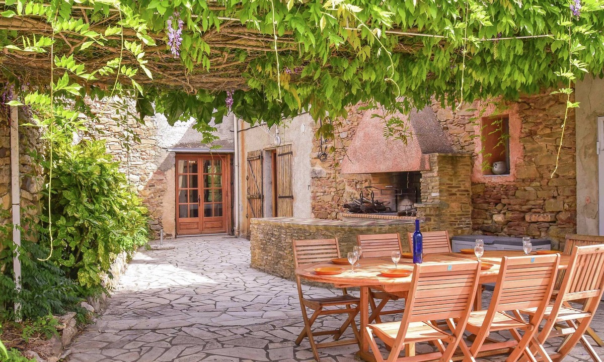 Felines-Minervois House | Holiday home with swimming pool
