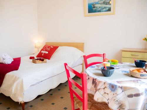 La Rogere House | Holiday Home Le Cocon by Interhome